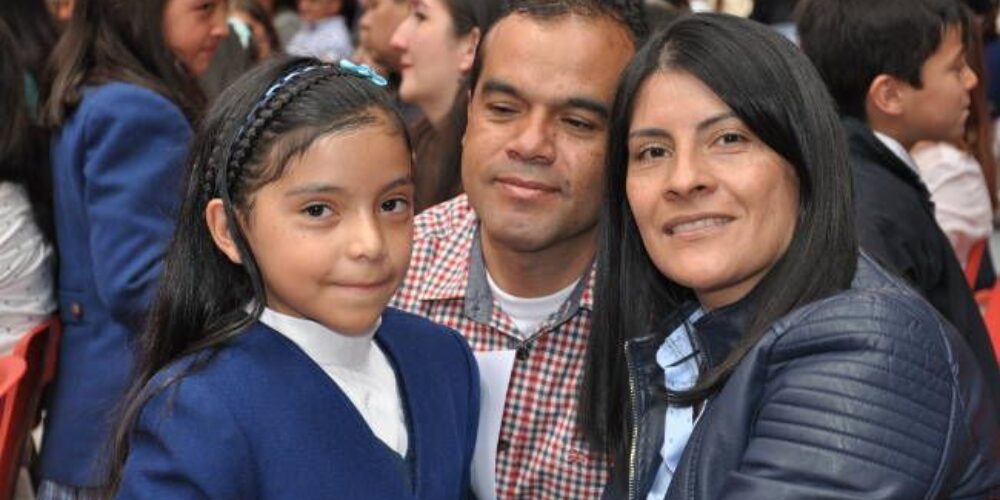 CLAUSURA ESCUELA DE PADRES